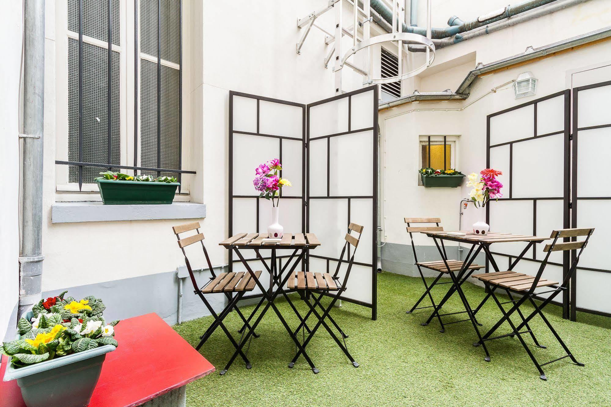 D'Win Hotel Paris Exterior foto